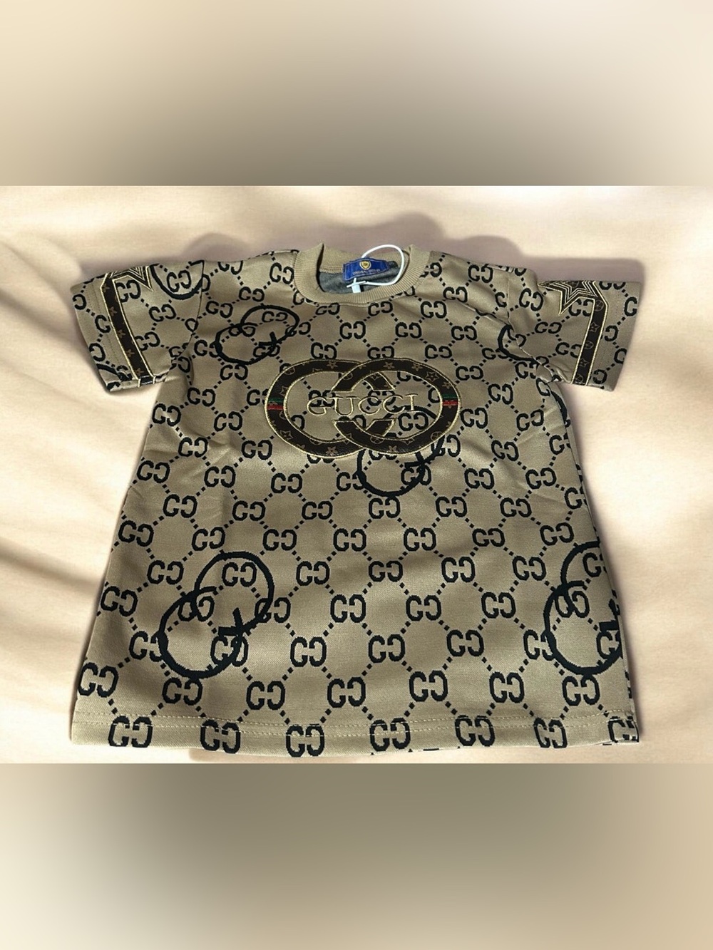 Kid Gucci Tan and Black GG Logo Crewneck Tee